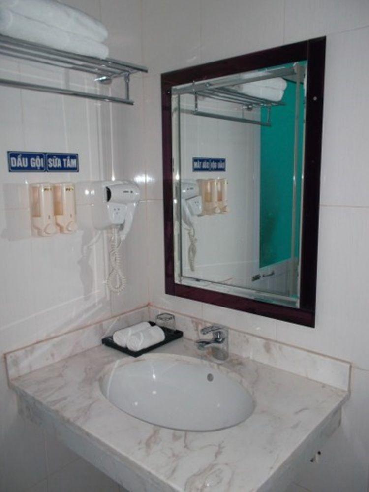 Phu Nhuan Hotel Hanoi Zewnętrze zdjęcie
